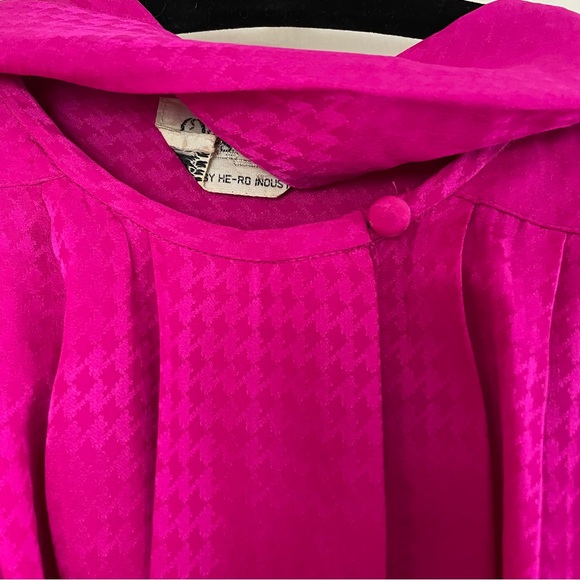 Oleg Cassini vintage silk pleated blouse - Picture 10 of 11